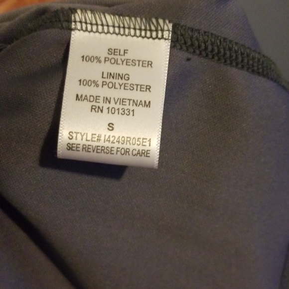 Dress - Picture 6 of 6